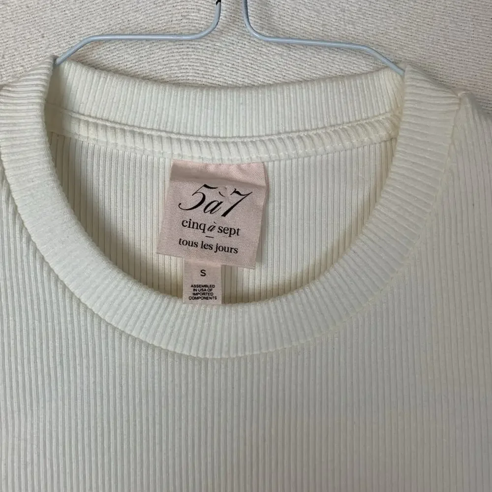 Cinq a Sept womens small white ribbed shirt short sleeve puff mini casual tee